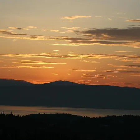 Corfu Quality Suite, Tranquility, Mountain & Sea Views * Agios Gordios (Corfu)