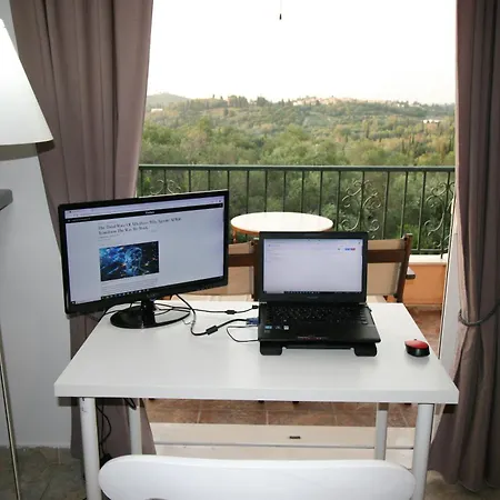 Corfu Quality Suite, Tranquility, Mountain & Sea Views Apartment